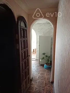 Satılır 1 otaqlı köhnə tikili 36 m²