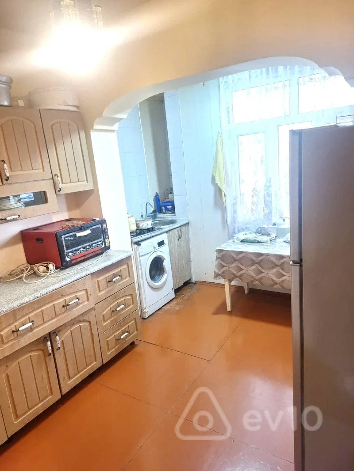 Kirayə verilir 3 otaqlı köhnə tikili 85 m²