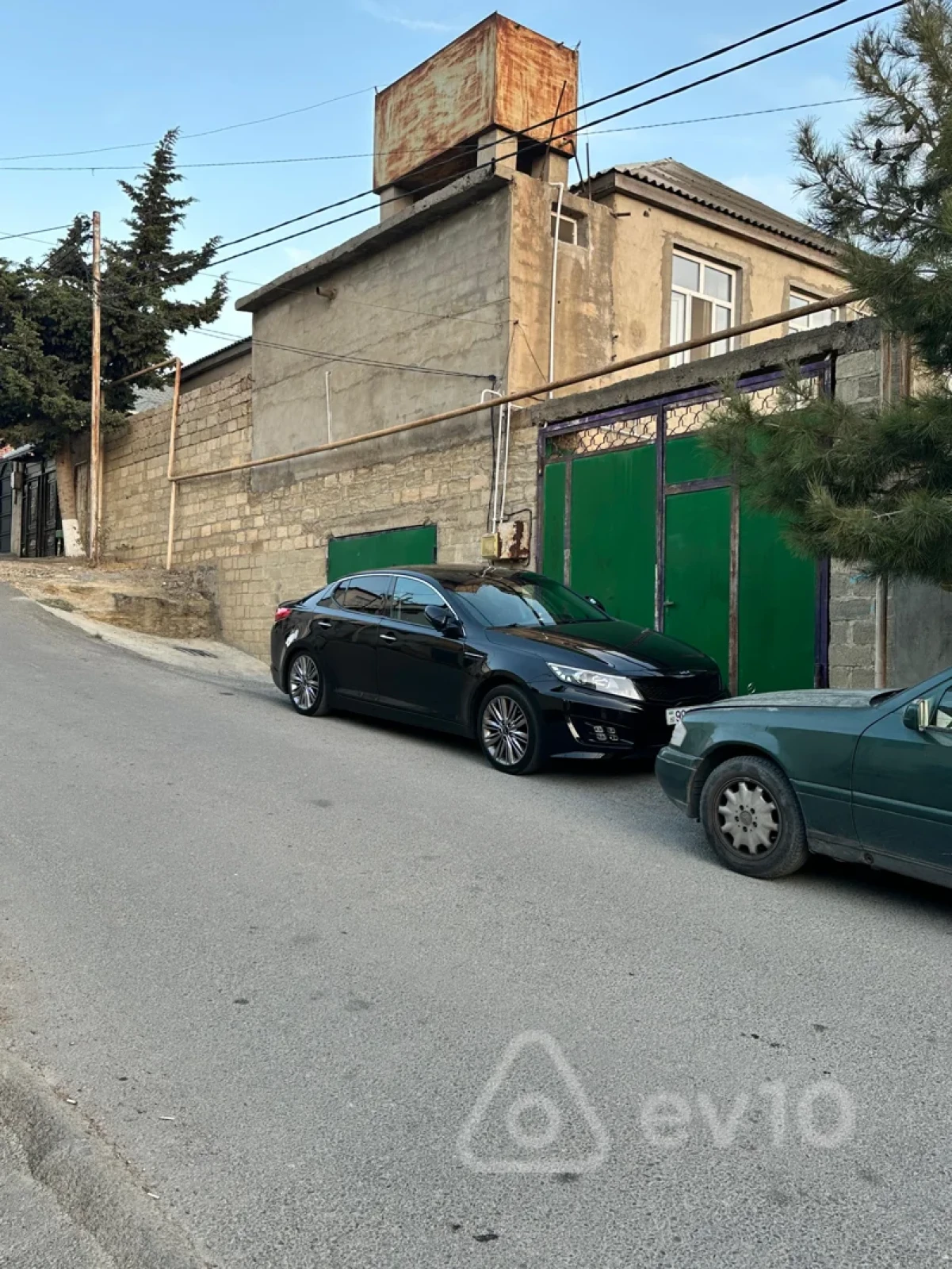 Satılır 6 otaqlı həyət evi 160 m²