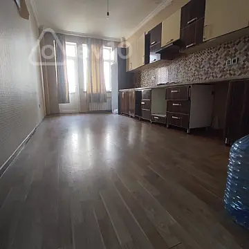 Kirayə verilir 2 otaqlı yeni tikili 107 m²