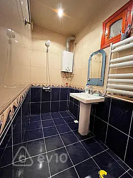 Satılır 3 otaqlı köhnə tikili 65 m²