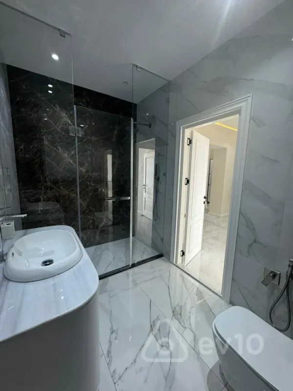 Kirayə verilir 3 otaqlı yeni tikili 150 m²