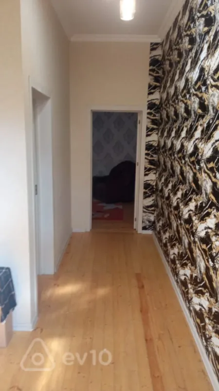 Kirayə verilir 2 otaqlı həyət evi 55 m²