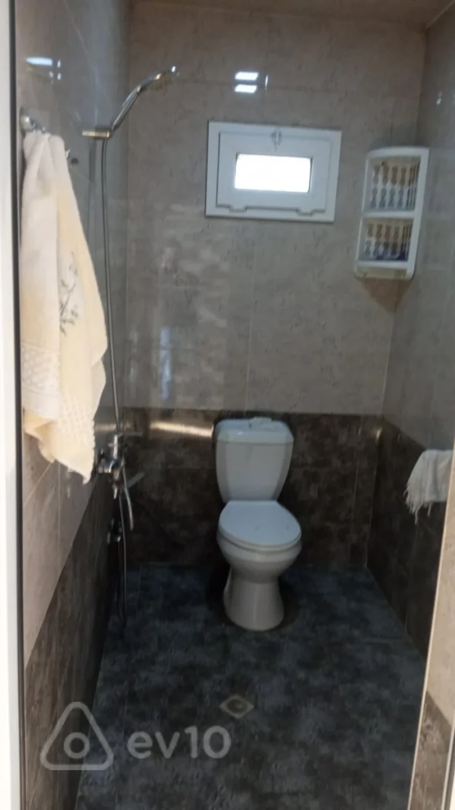 Kirayə verilir 2 otaqlı həyət evi 55 m²