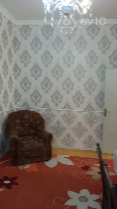 Kirayə verilir 2 otaqlı həyət evi 55 m²