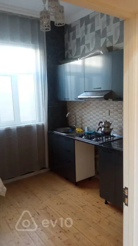 Kirayə verilir 2 otaqlı həyət evi 55 m²