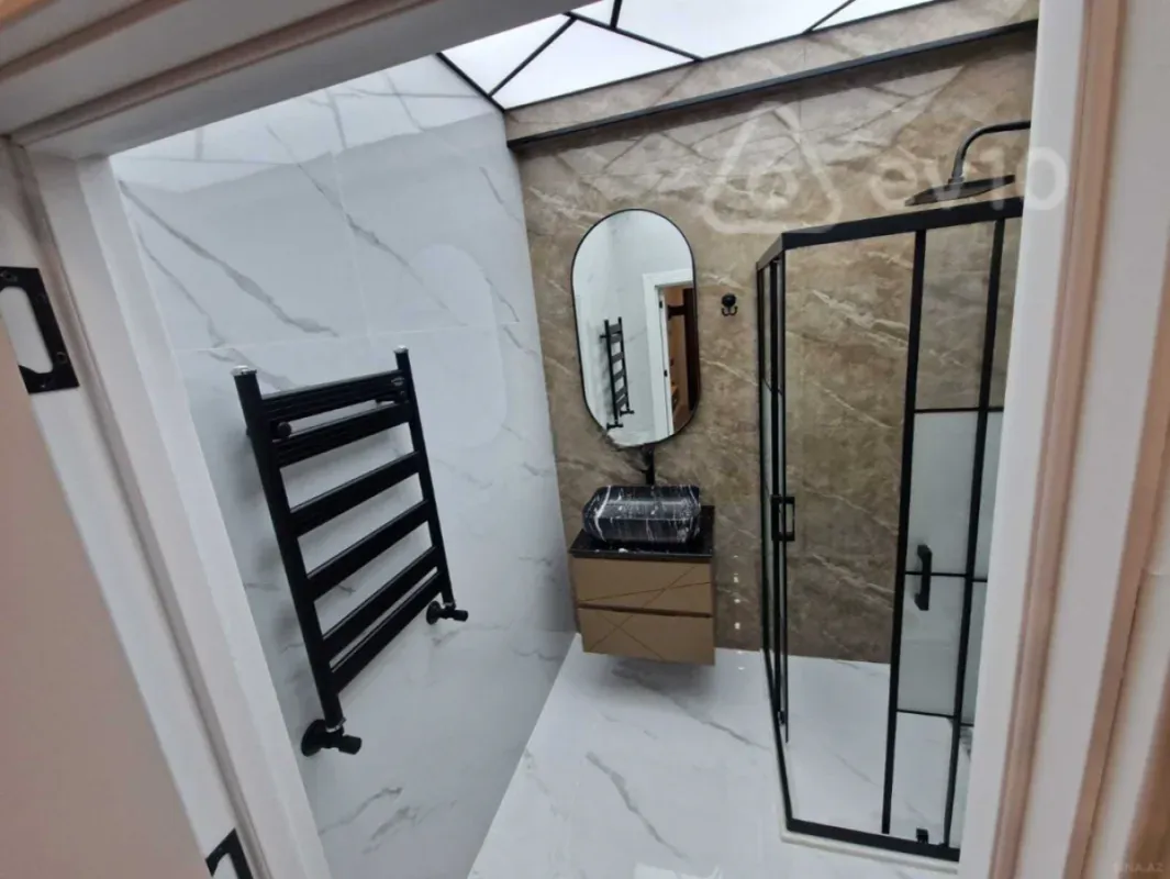 Kirayə verilir 2 otaqlı yeni tikili 65 m²