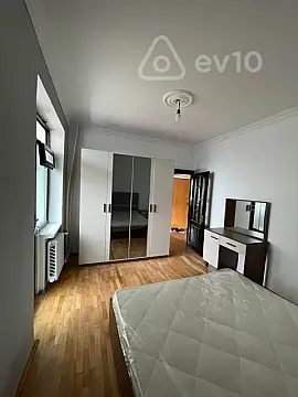 Kirayə verilir 2 otaqlı yeni tikili 70 m²