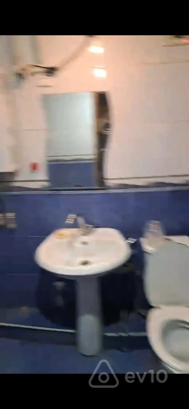 Kirayə verilir 2 otaqlı köhnə tikili 45 m²