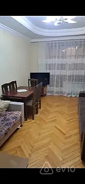 Kirayə verilir 2 otaqlı köhnə tikili 45 m²