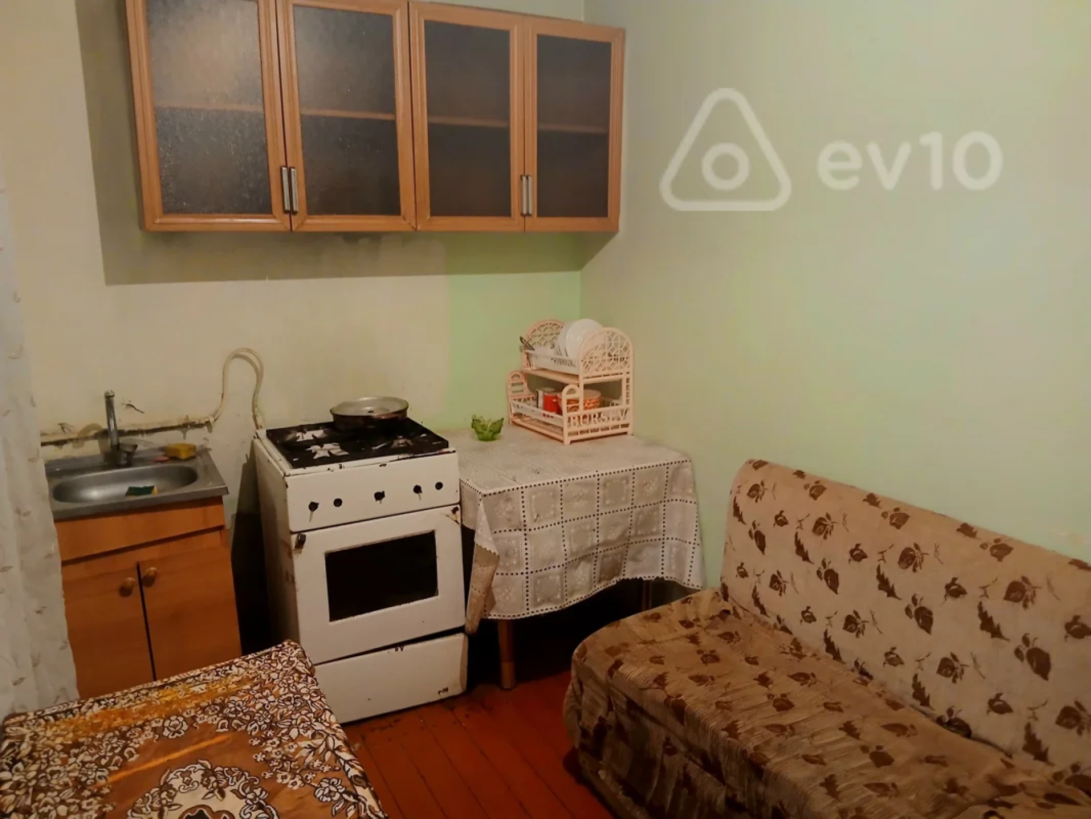 Kirayə verilir 1 otaqlı həyət evi 20 m²