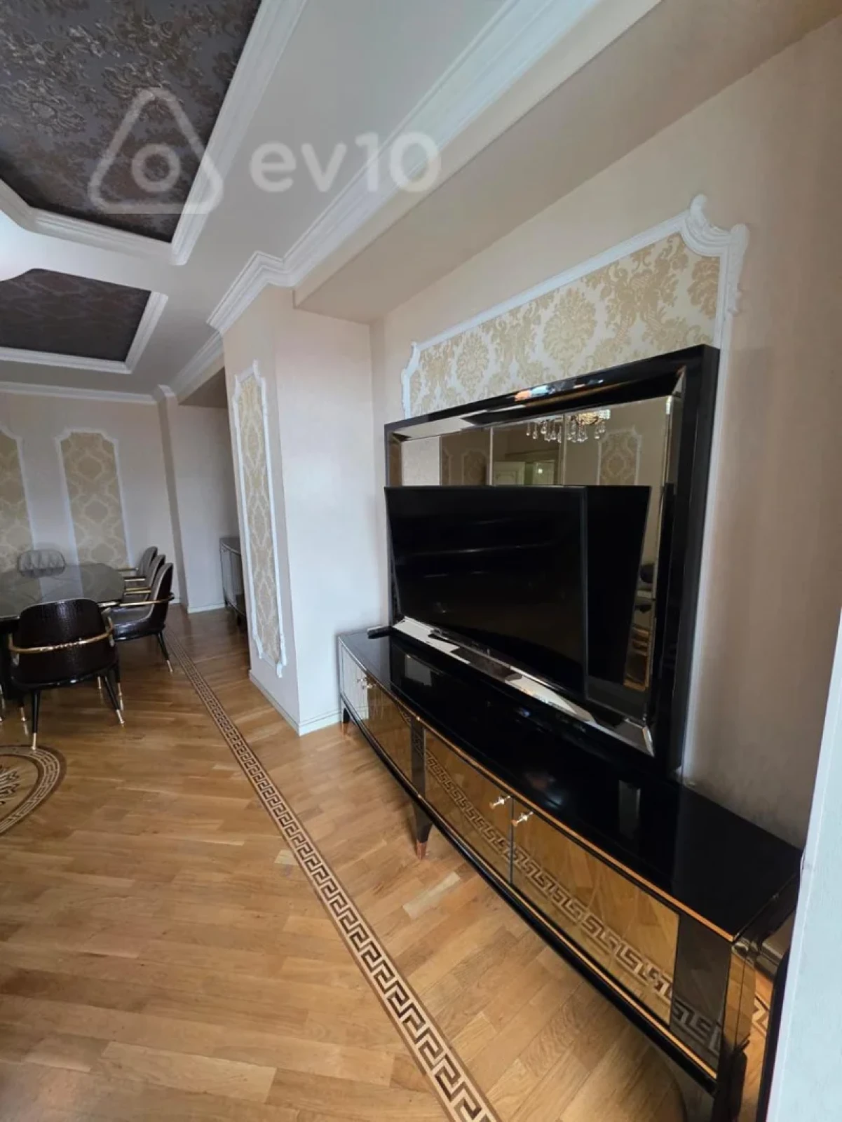 Kirayə verilir 3 otaqlı yeni tikili 143 m²