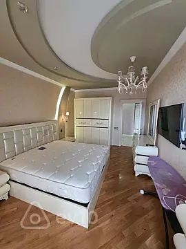 Kirayə verilir 3 otaqlı yeni tikili 143 m²