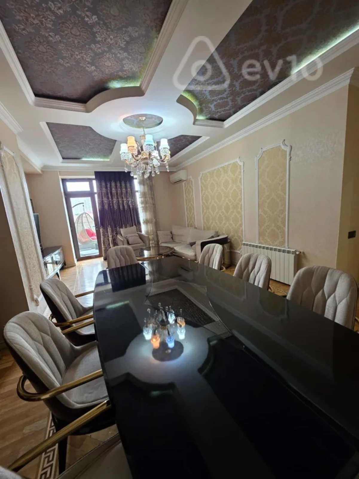 Kirayə verilir 3 otaqlı yeni tikili 143 m²