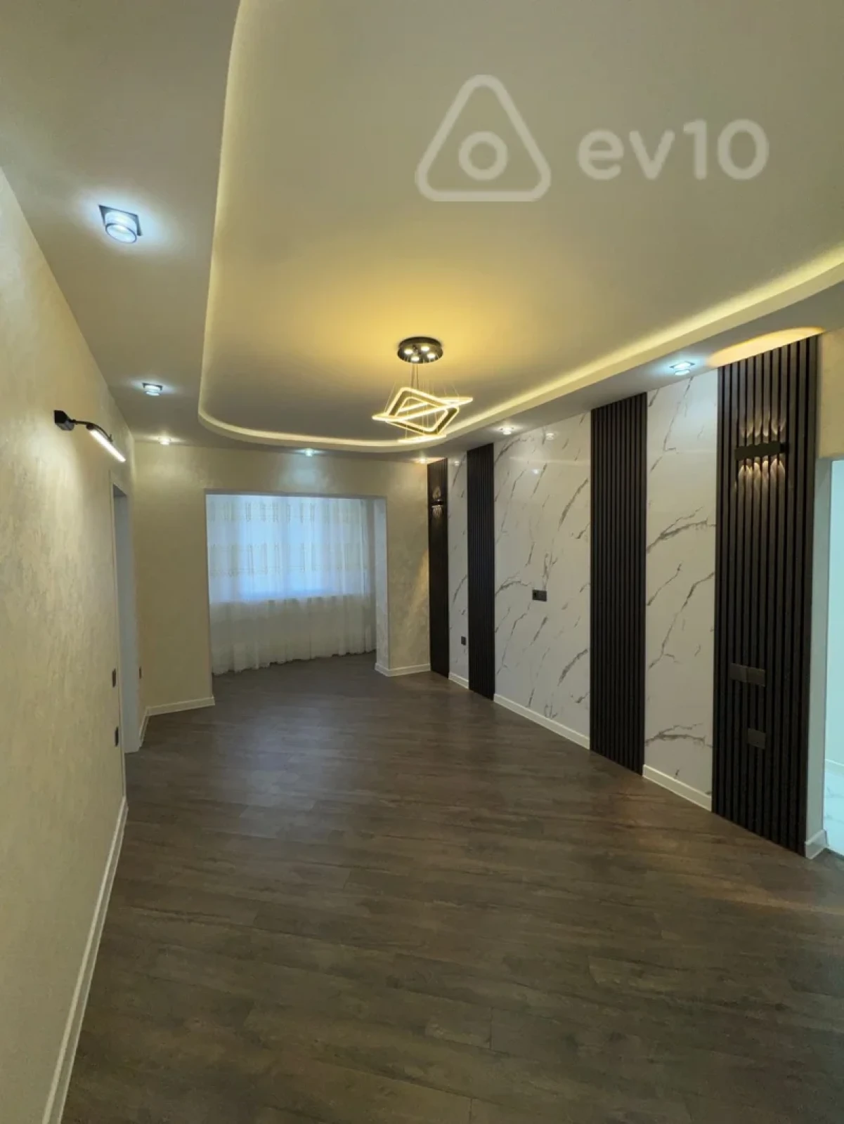 Kirayə verilir 3 otaqlı köhnə tikili 100 m²