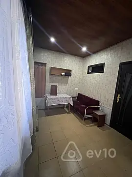 Kirayə verilir 2 otaqlı həyət evi 41 m²