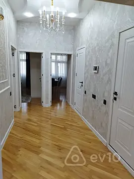 Kirayə verilir 3 otaqlı yeni tikili 110 m²