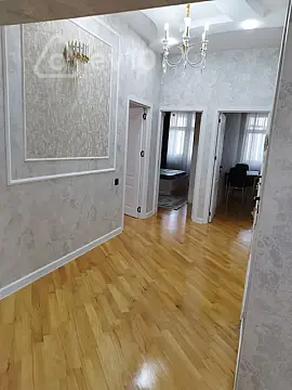 Kirayə verilir 3 otaqlı yeni tikili 110 m²