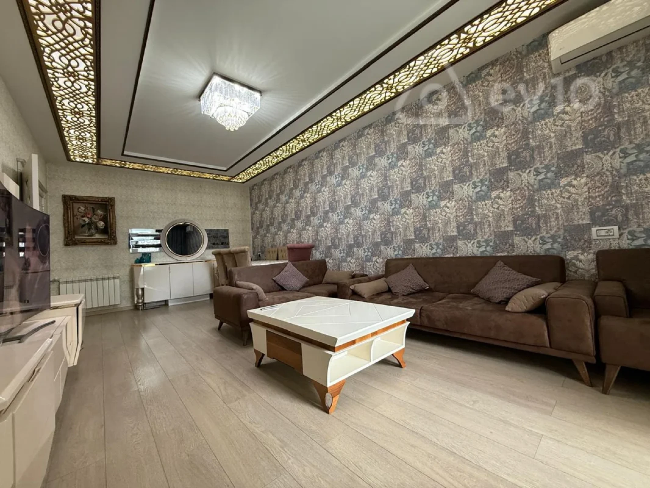 Kirayə verilir 2 otaqlı yeni tikili 100 m²