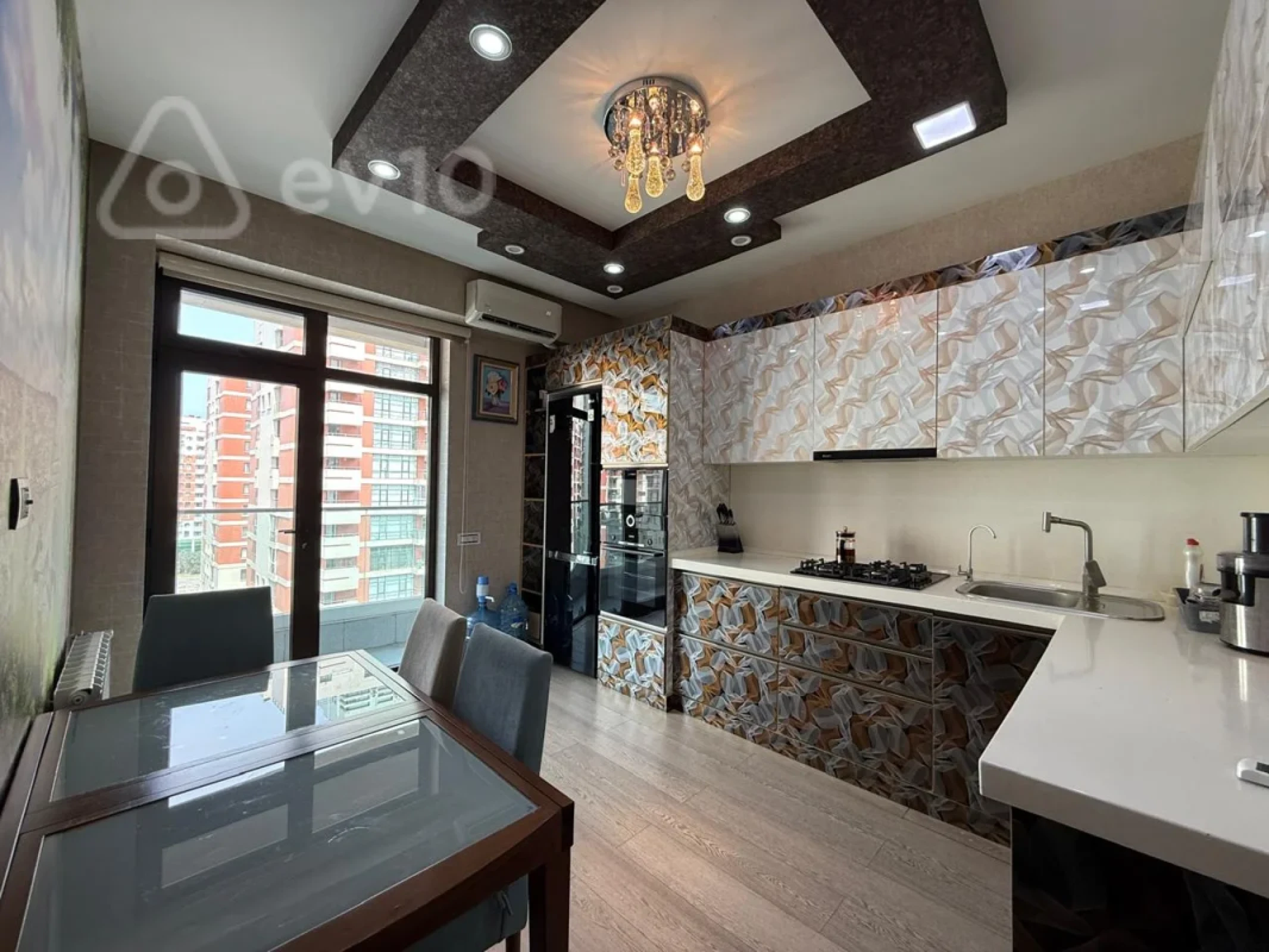 Kirayə verilir 2 otaqlı yeni tikili 100 m²