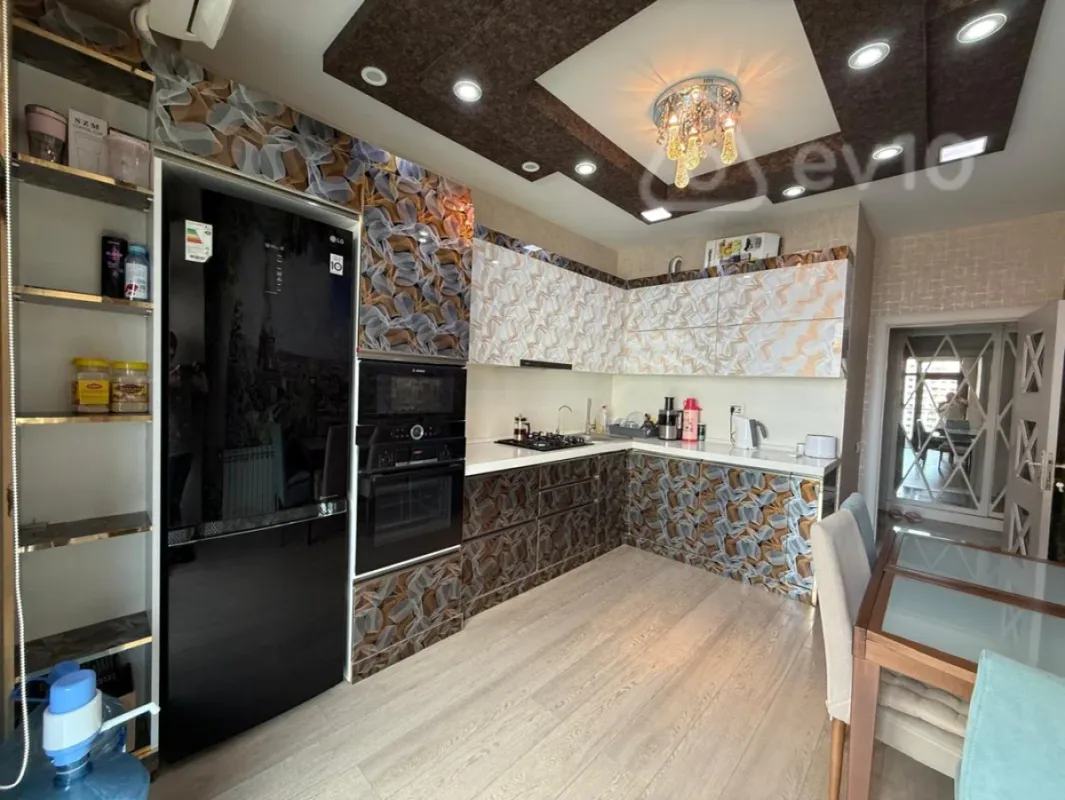 Kirayə verilir 2 otaqlı yeni tikili 100 m²