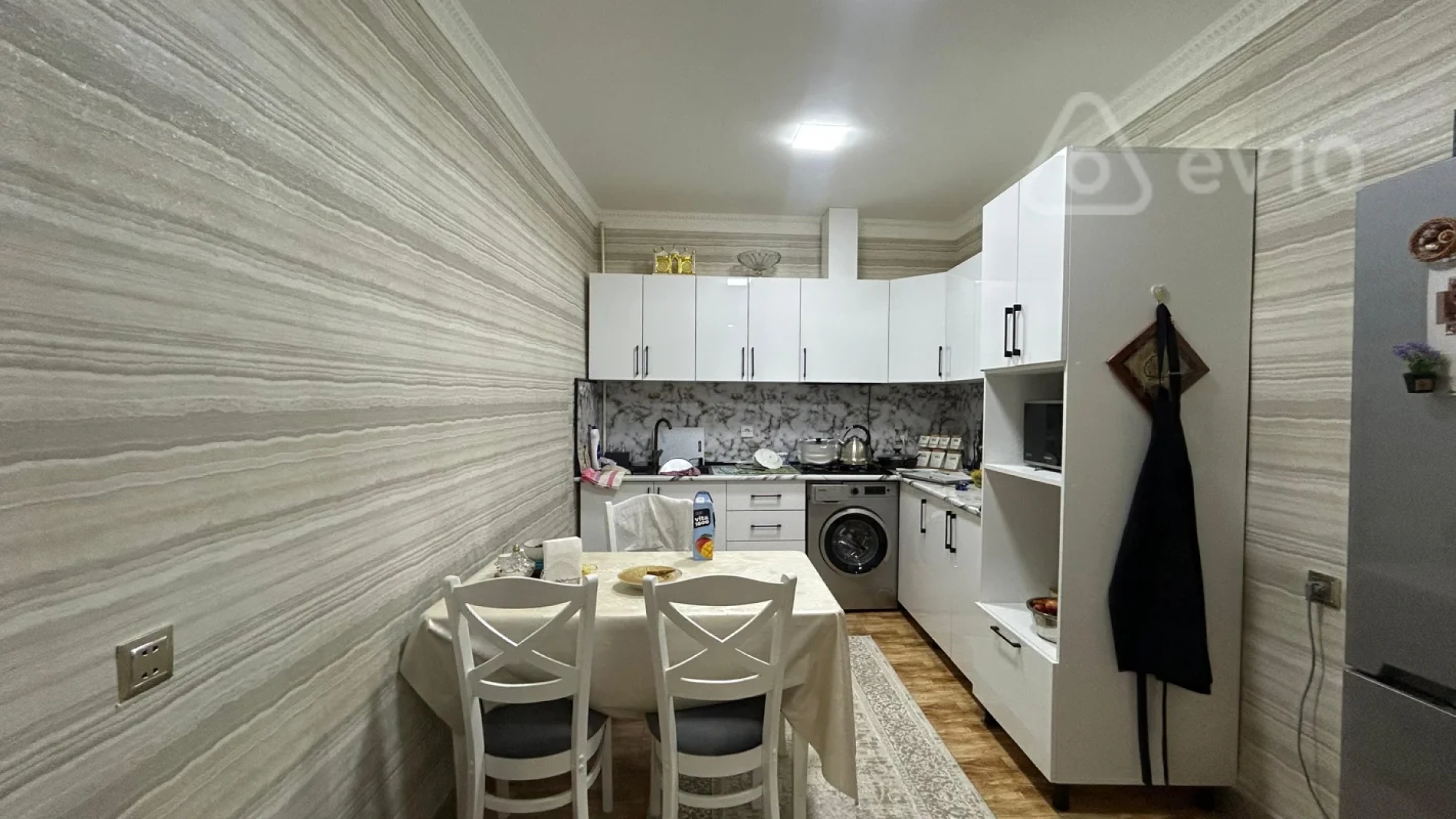 Satılır 3 otaqlı həyət evi 555 m²