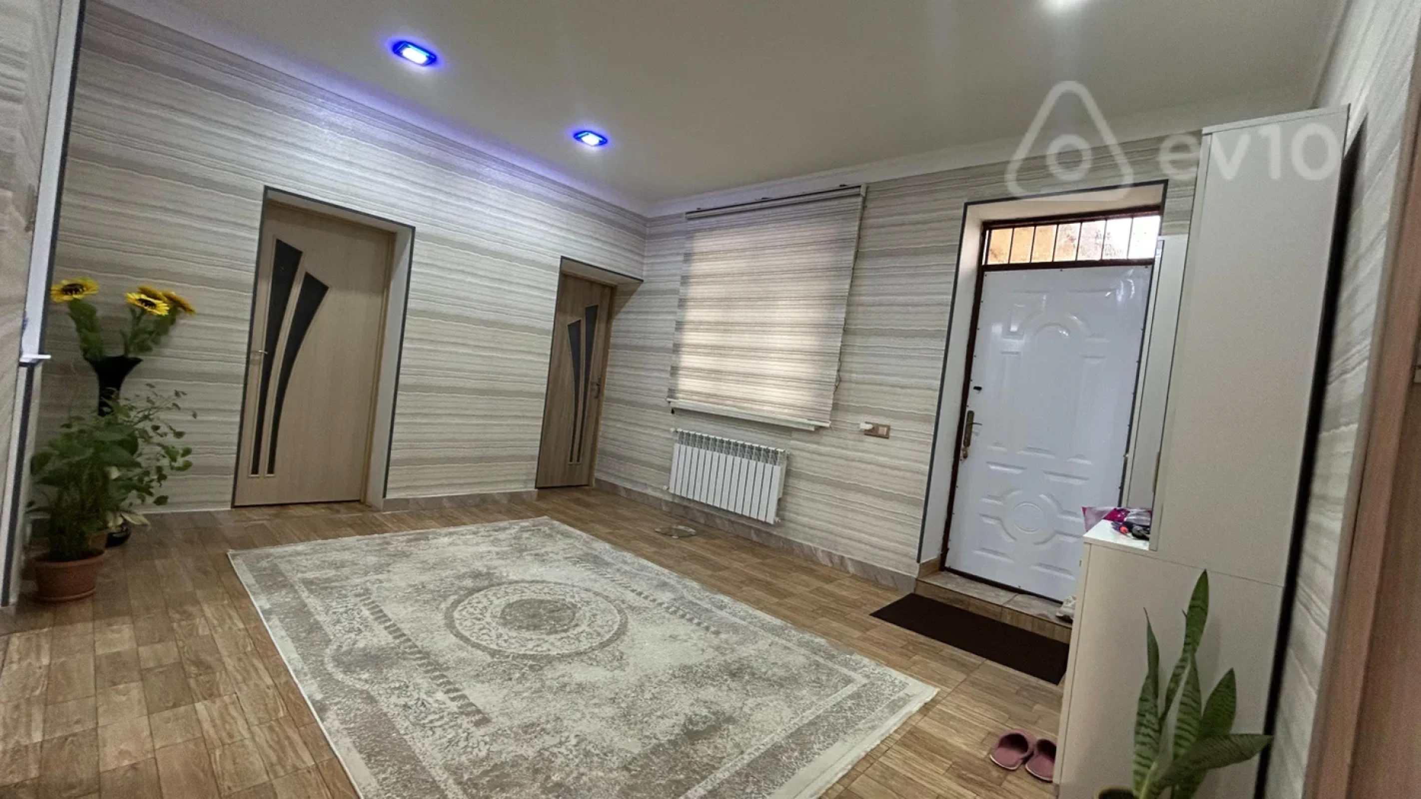 Satılır 3 otaqlı həyət evi 555 m²