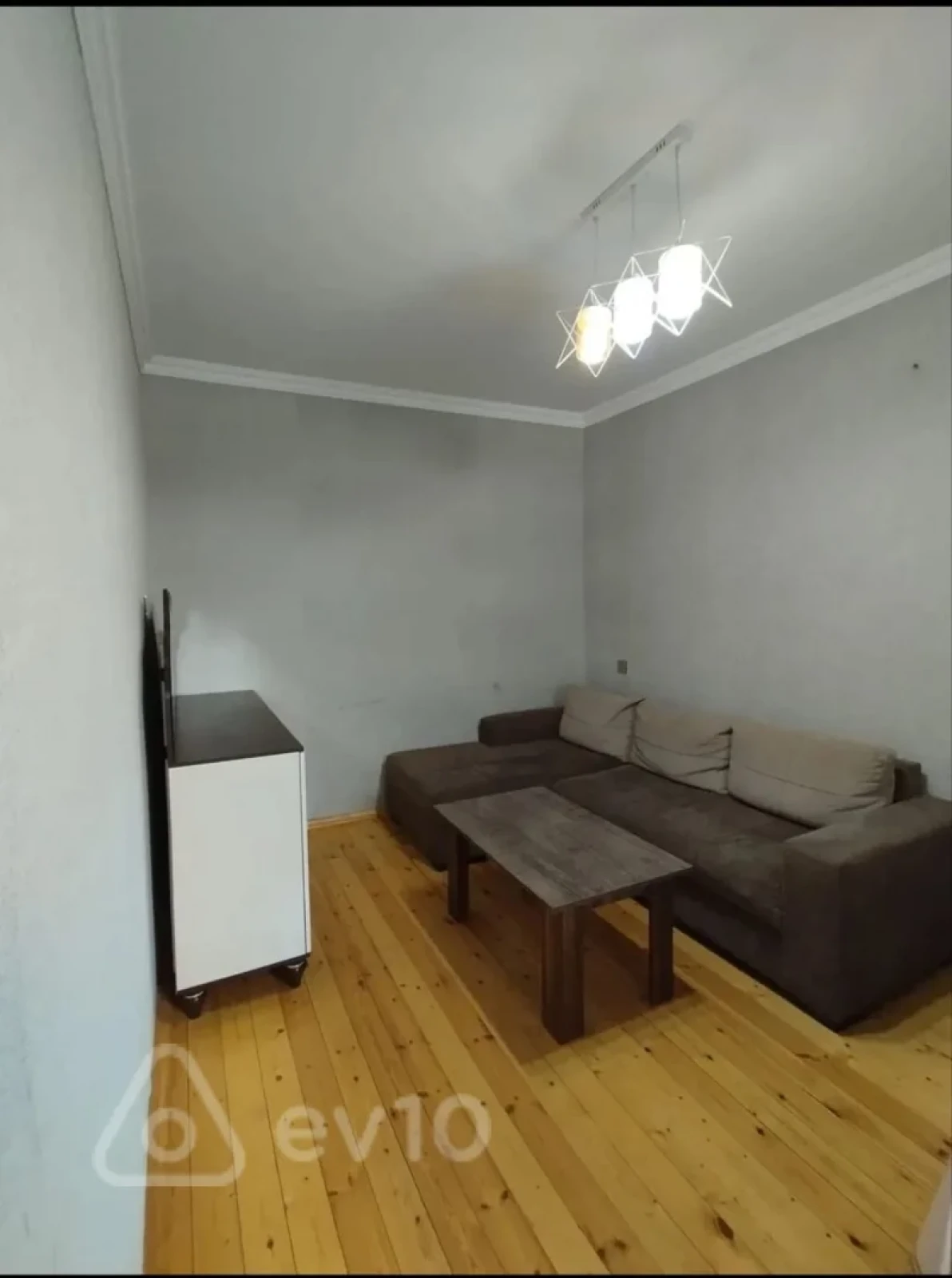 Kirayə verilir 2 otaqlı həyət evi 57 m²