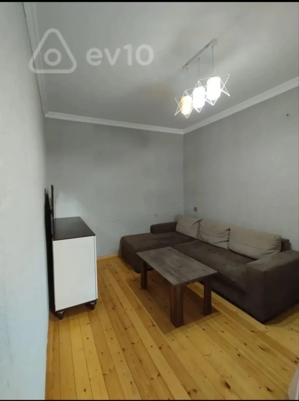 Kirayə verilir 2 otaqlı həyət evi 55 m²