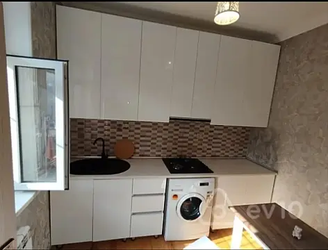 Kirayə verilir 2 otaqlı həyət evi 55 m²