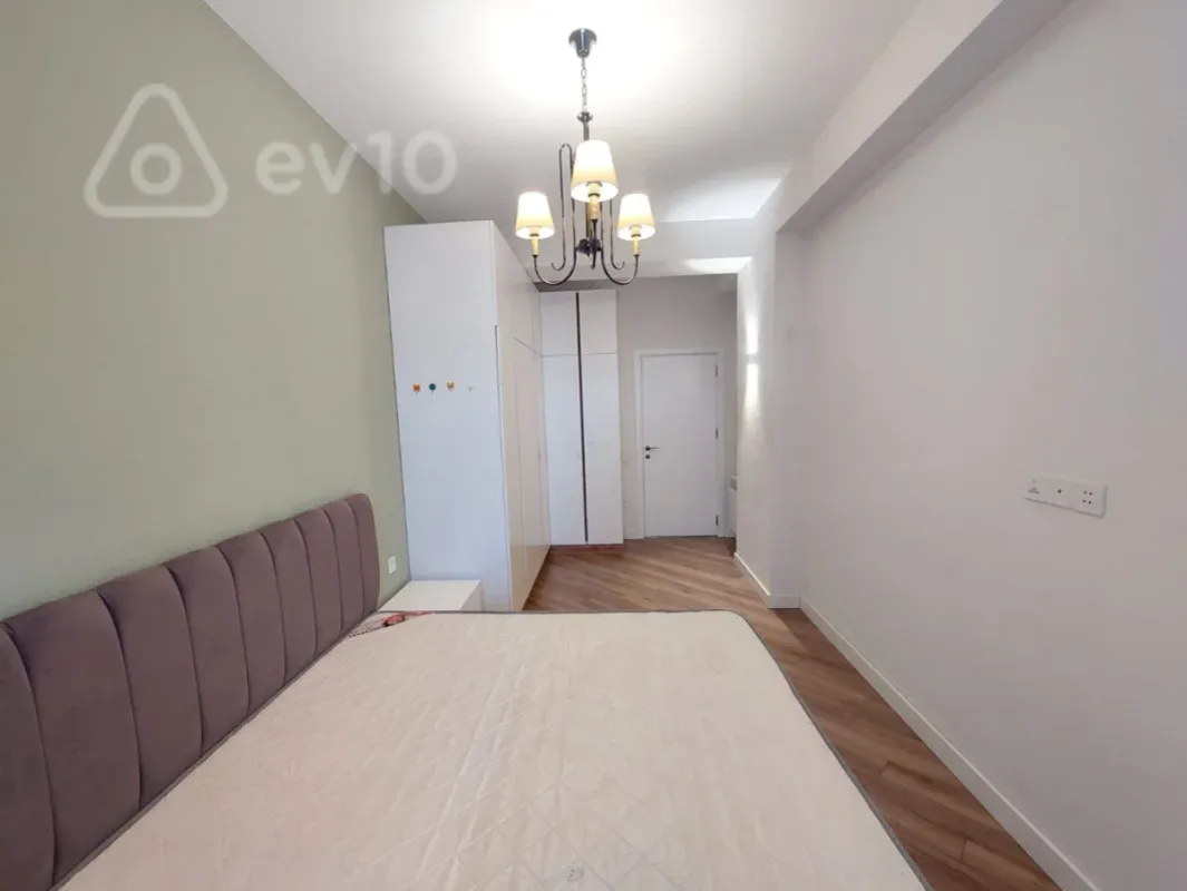 Satılır 3 otaqlı yeni tikili 100 m²