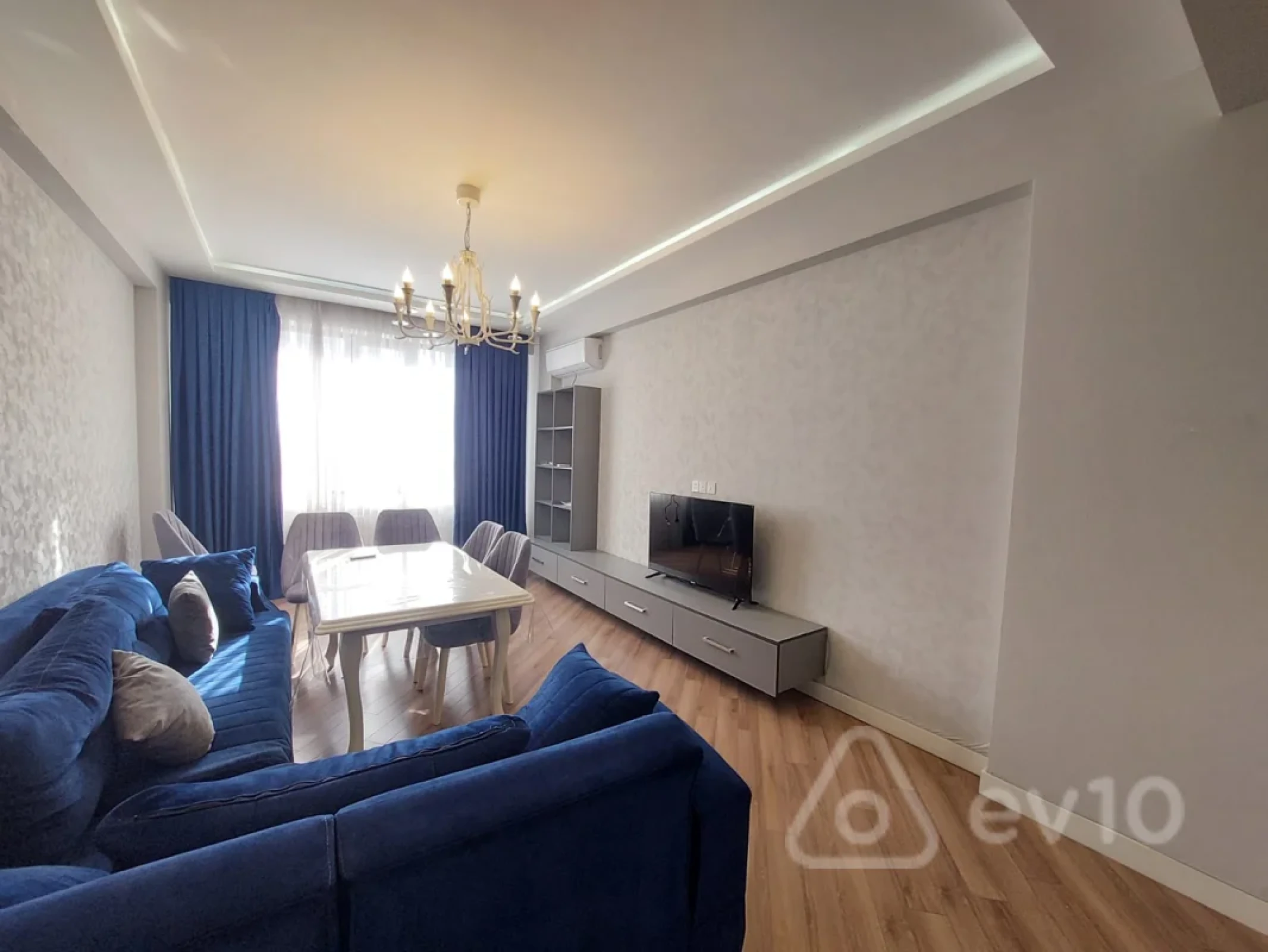 Satılır 3 otaqlı yeni tikili 100 m²