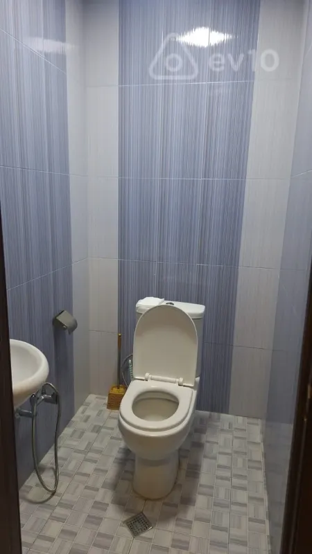 Satılır 3 otaqlı yeni tikili 1110 m²