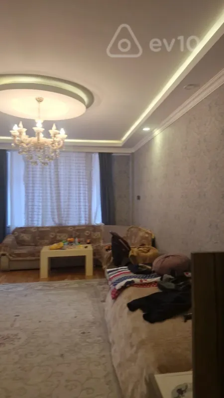 Satılır 3 otaqlı yeni tikili 1110 m²