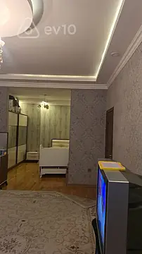 Satılır 3 otaqlı yeni tikili 1110 m²