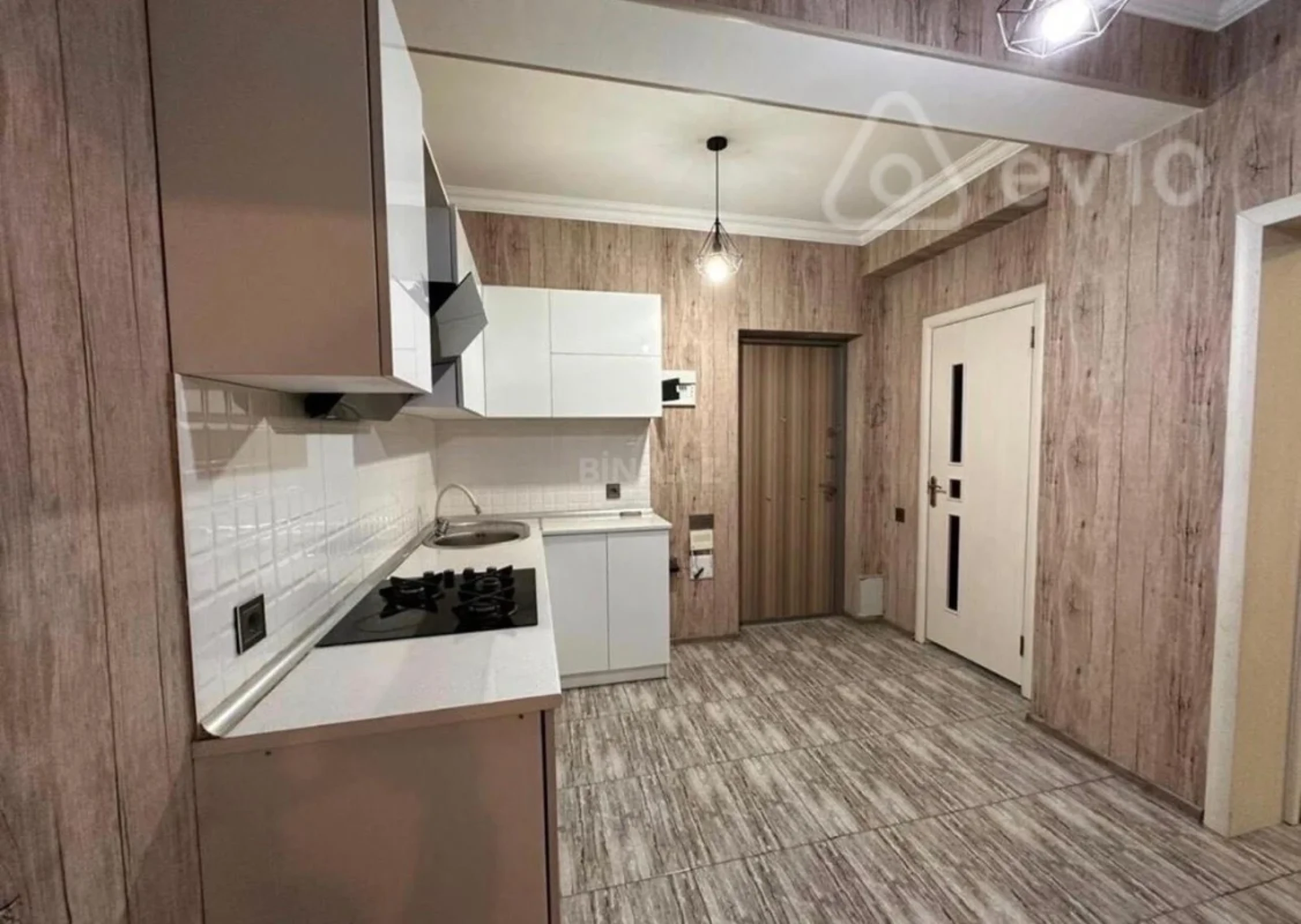 Kirayə verilir 2 otaqlı yeni tikili 65 m²