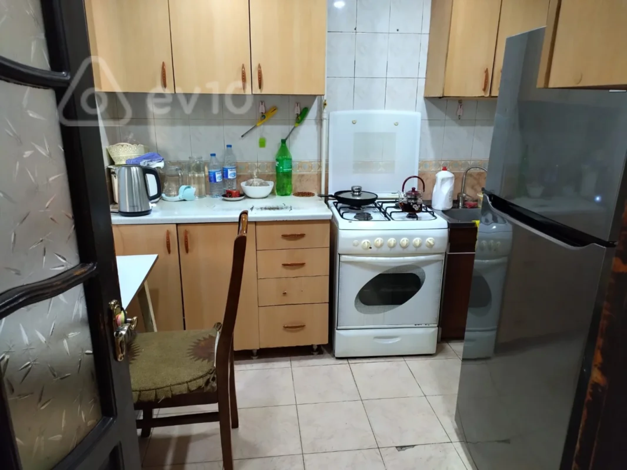 Satılır 3 otaqlı köhnə tikili 60 m²
