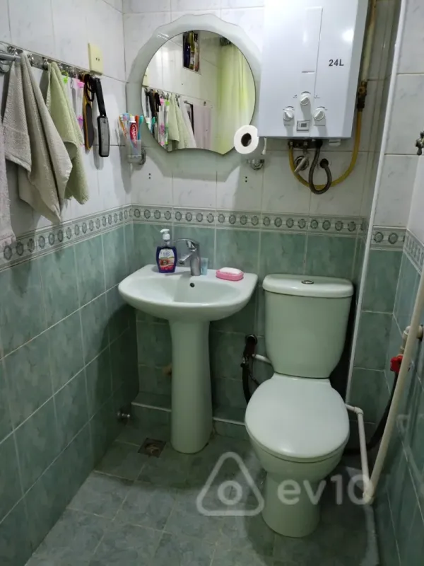 Satılır 3 otaqlı köhnə tikili 60 m²