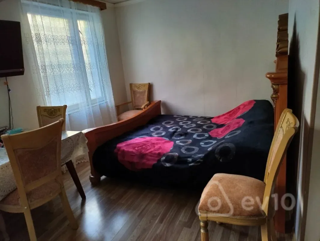 Satılır 3 otaqlı köhnə tikili 60 m²
