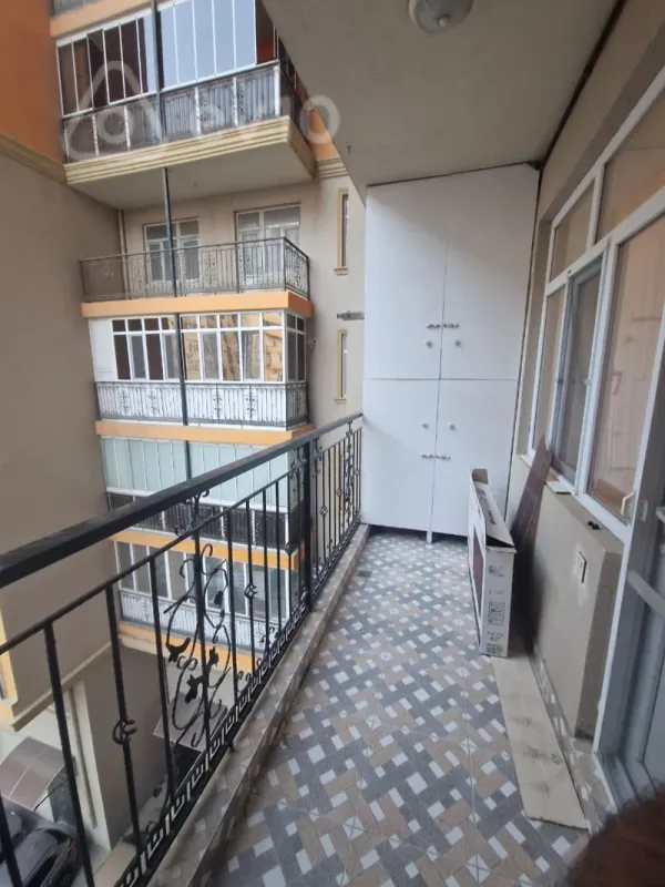 Kirayə verilir 2 otaqlı yeni tikili 70 m²
