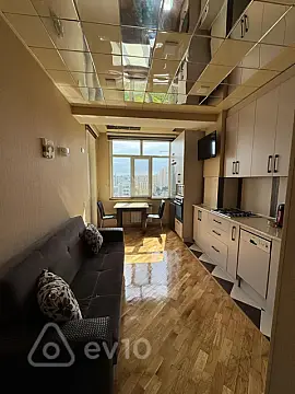 Kirayə verilir 2 otaqlı yeni tikili 100 m²