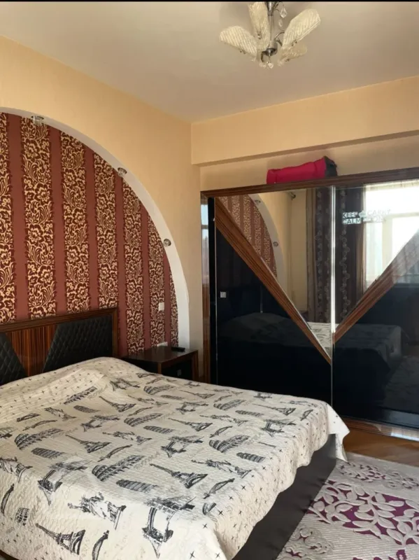 Kirayə verilir 2 otaqlı yeni tikili 100 m²