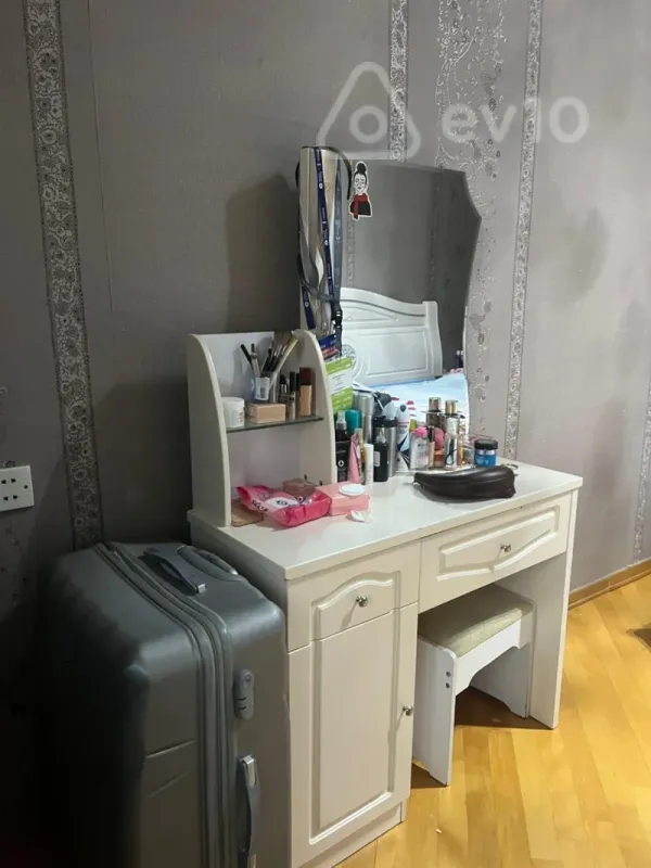 Kirayə verilir 3 otaqlı yeni tikili 90 m²