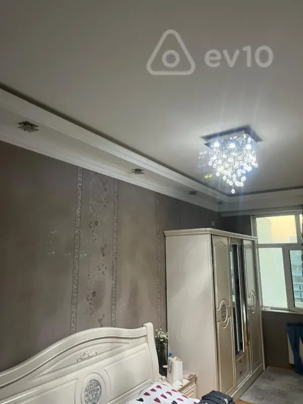 Kirayə verilir 3 otaqlı yeni tikili 90 m²