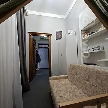 Kirayə verilir 2 otaqlı köhnə tikili 50 m²