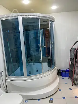 Kirayə verilir 3 otaqlı yeni tikili 138 m²