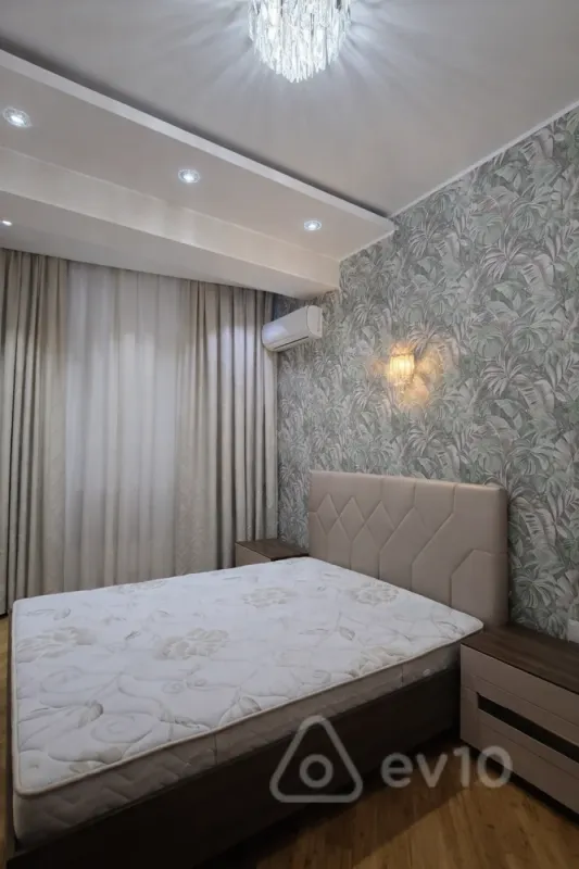 Kirayə verilir 3 otaqlı yeni tikili 90 m²