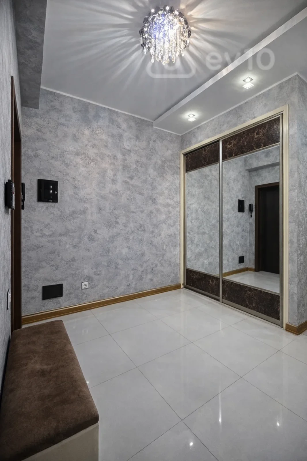Kirayə verilir 3 otaqlı yeni tikili 90 m²