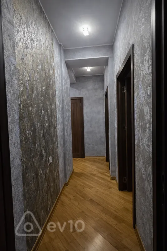 Kirayə verilir 3 otaqlı yeni tikili 90 m²