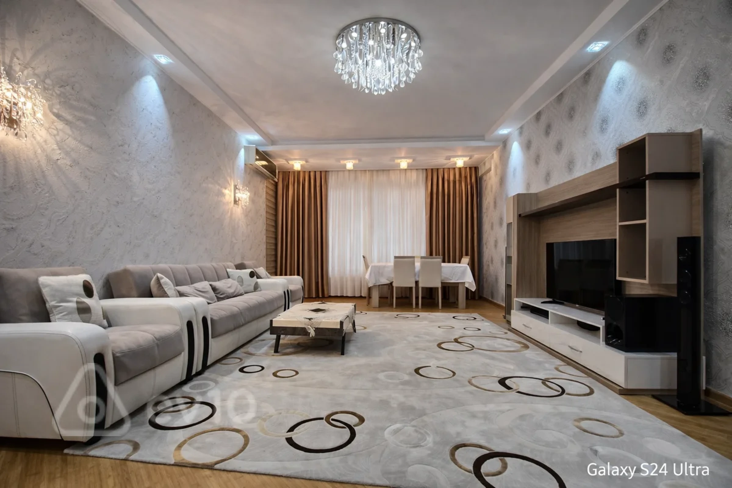 Kirayə verilir 3 otaqlı yeni tikili 90 m²